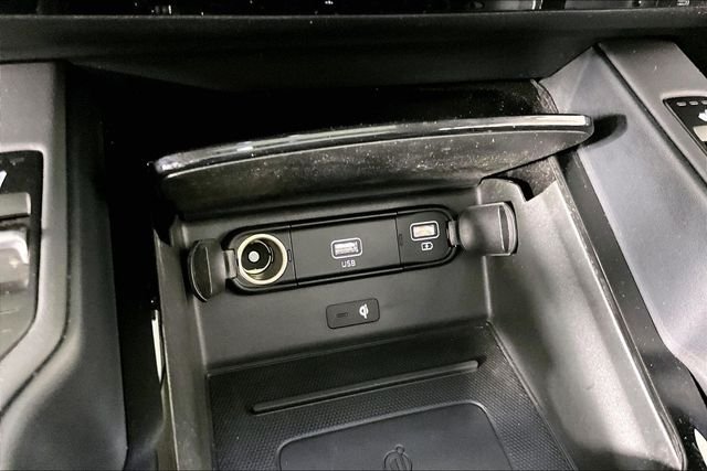 Used 2020 Green Kia EX image 15