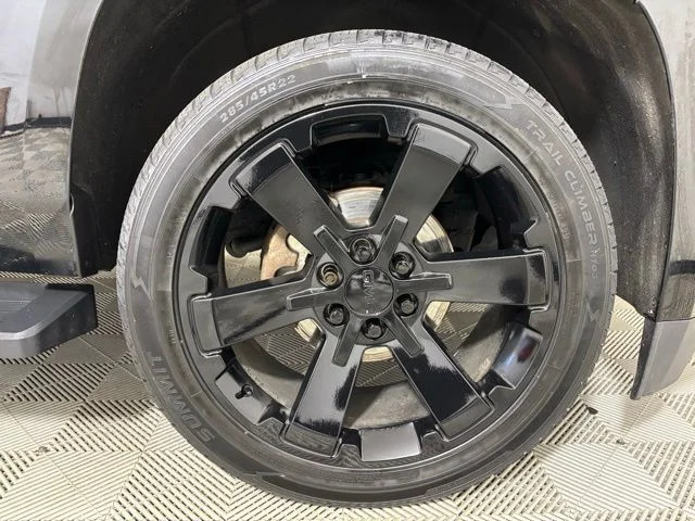 Used 2017 Black GMC Denali image 24