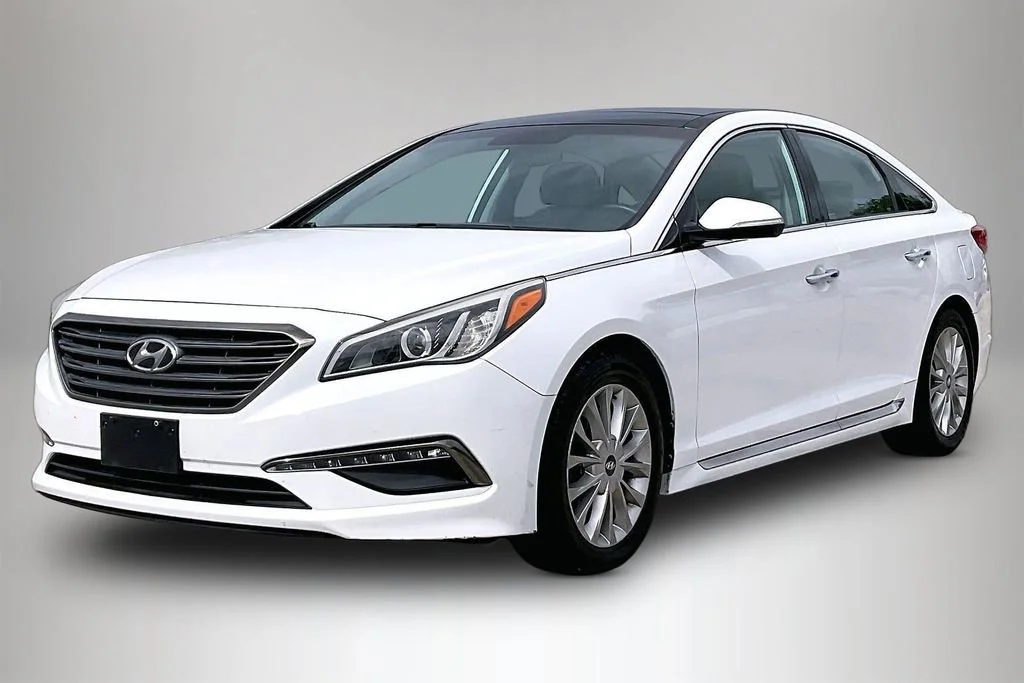 Used 2015 Hyundai Sonata Limited with VIN 5NPE34AF4FH230157 for sale in Alvin, TX