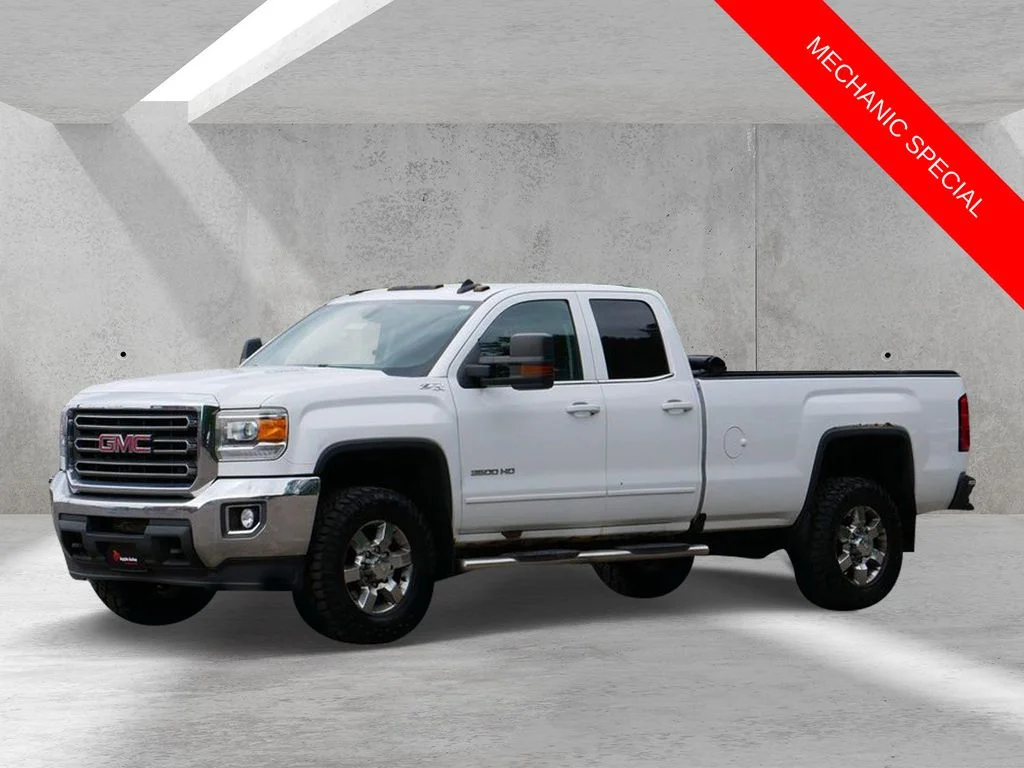 Used 2016 White GMC SLE image 6