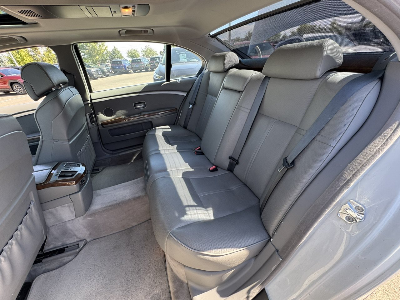 Used 2003 White BMW 745Li image 36