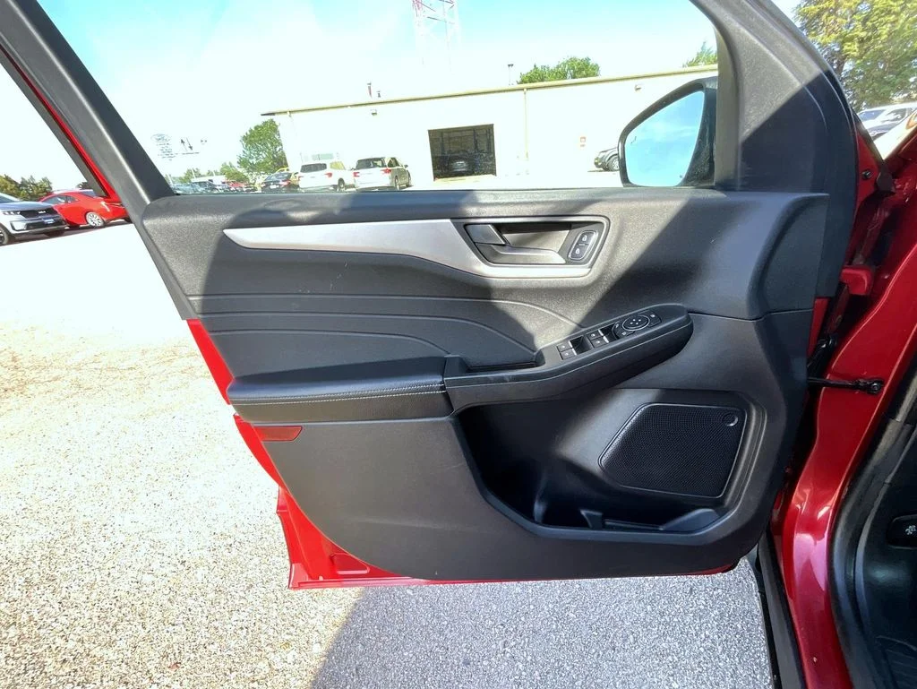 2022 Ford Escape SE - Photo 9