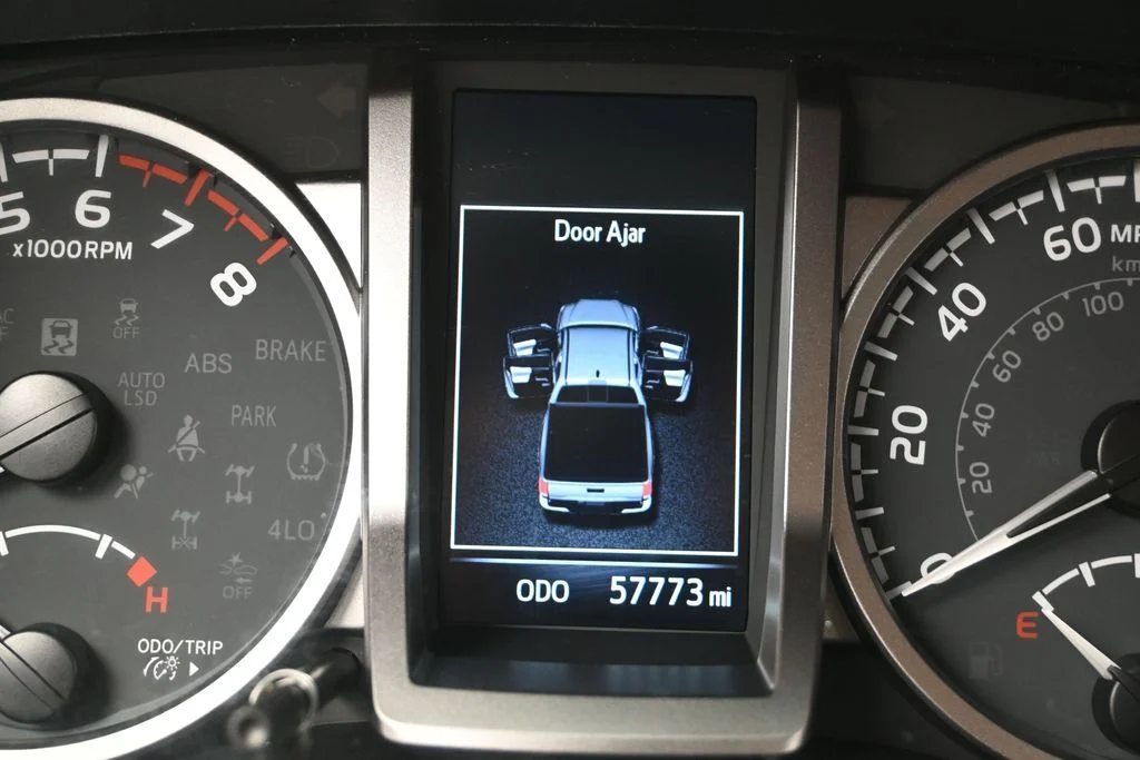 Used 2023 White Toyota SR5 image 13