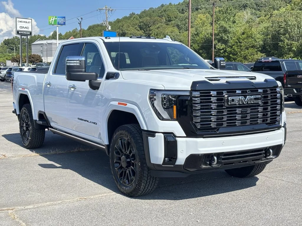 New 2026 Glacier White Tricoat GMC Denali Ultimate image 4
