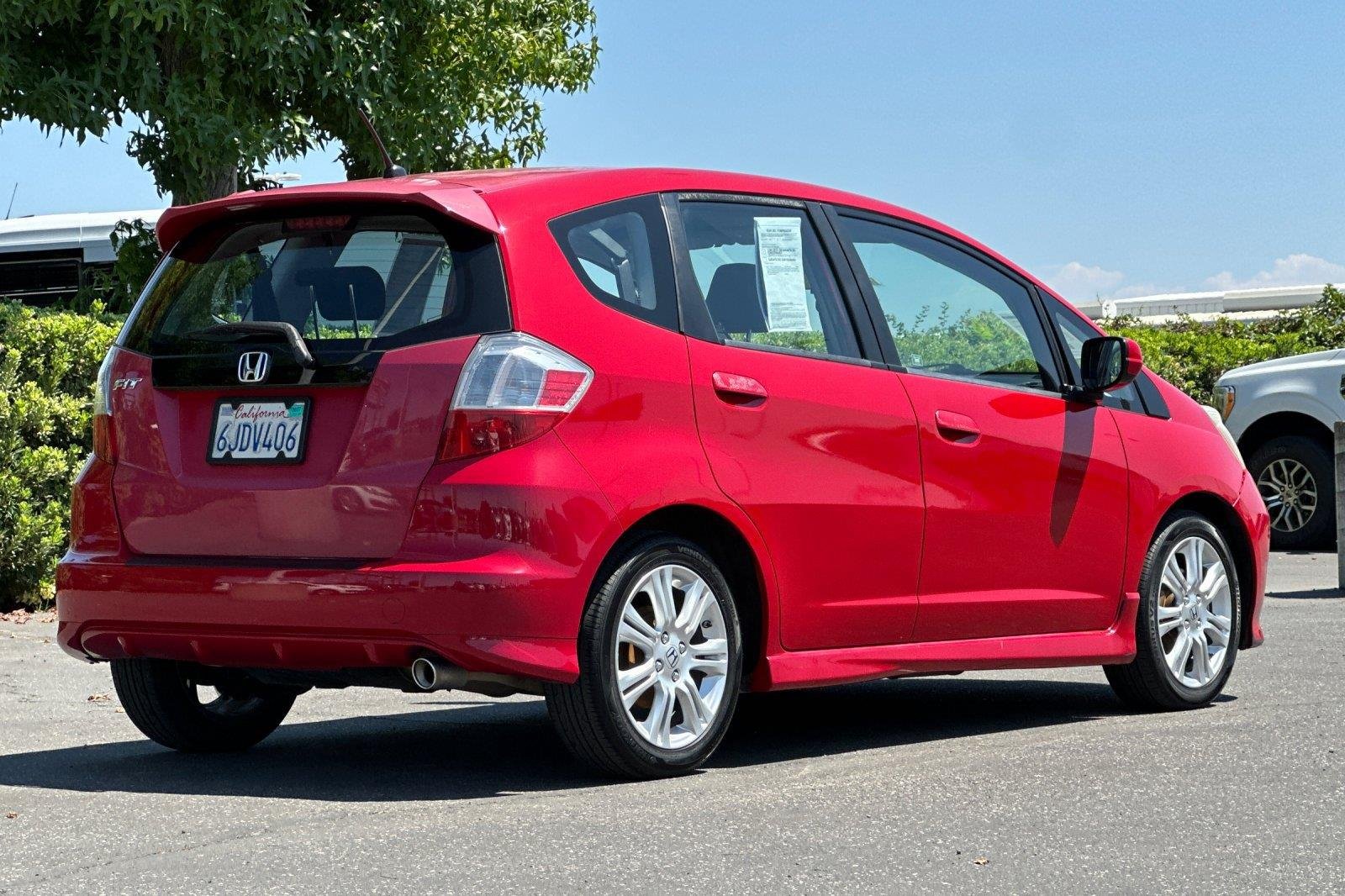 Used 2009 Milano Red Honda Sport image 4