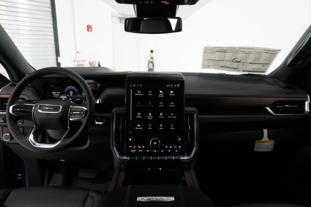 2026 GMC Yukon XL Denali - Photo 21