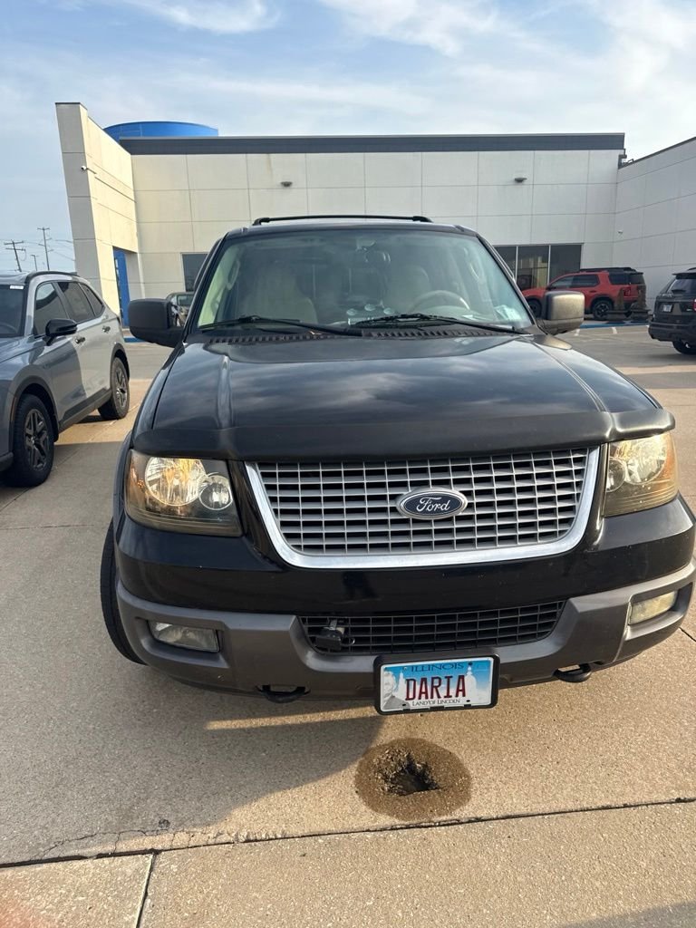 Used 2004 Black Ford XLT image 9