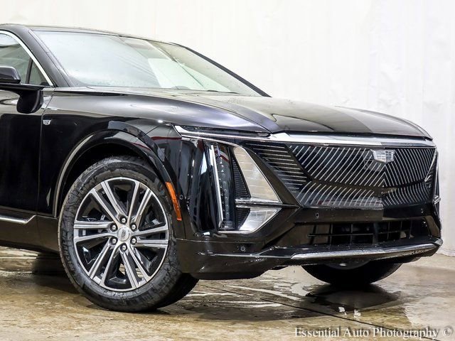 New 2025 Cadillac LYRIQ Luxury 2 SUV in Tinley Park #CD25089