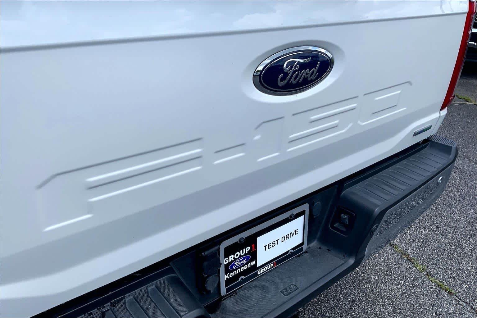 Used 2022 Star White Ford LARIAT image 31