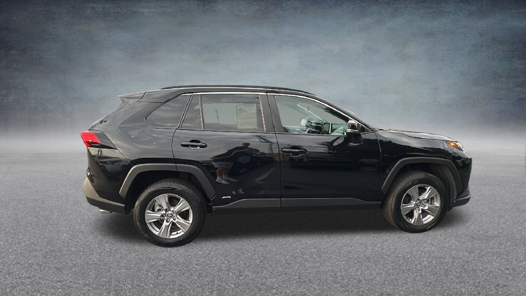 Used 2024 Midnight Black Metallic Toyota XLE image 13