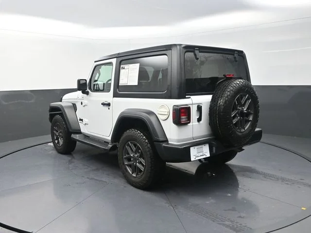 Used 2024 White Jeep Sport S image 8