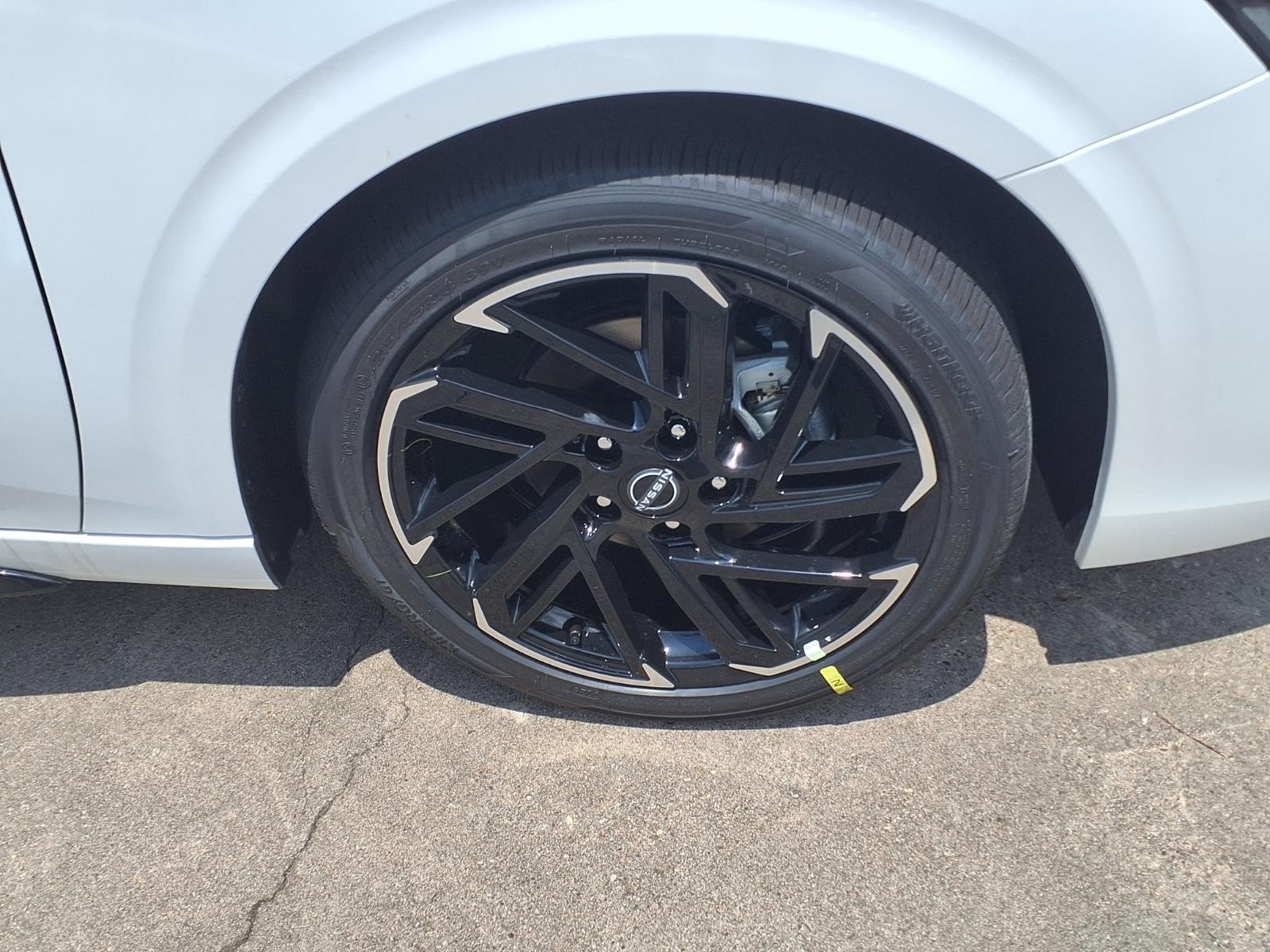 2026 Nissan Sentra SR White at Robbins Nissan