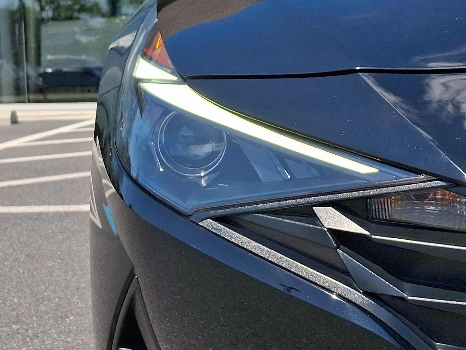 Certified Used 2023 Phantom Black Hyundai SEL image 9