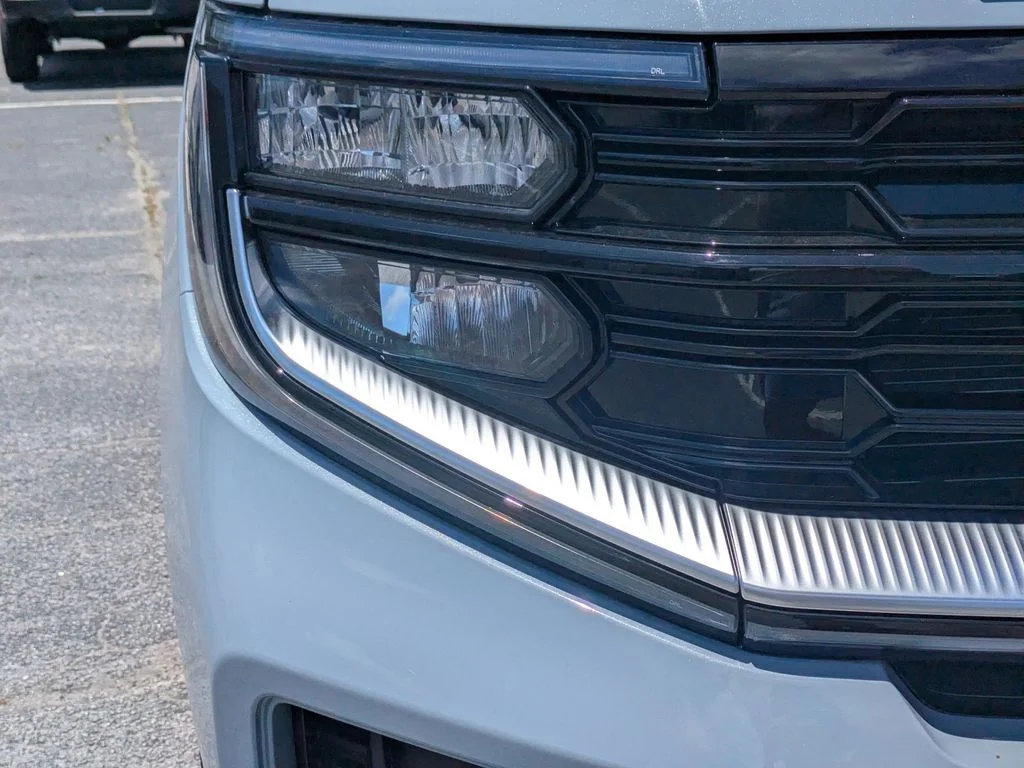 New 2026 Glacier Gray Metallic Tri-Coat Ford Platinum image 10