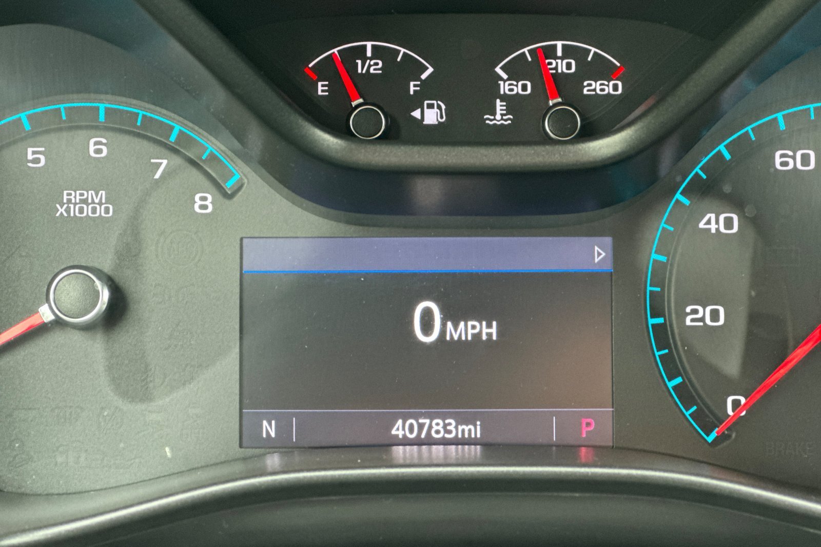 Used 2021 Summit White GMC 4WD Elevation image 24