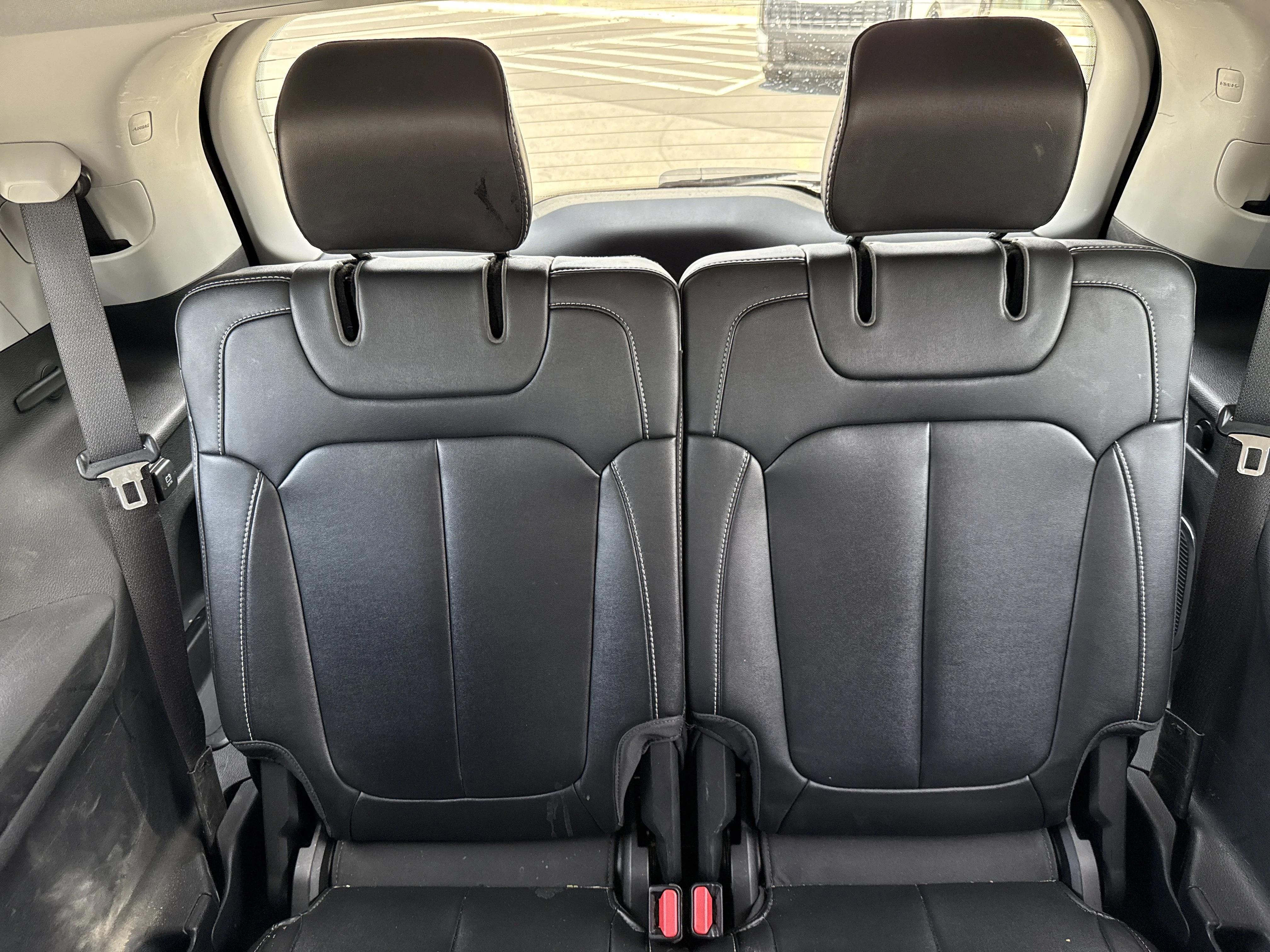 Used 2021 Diamond Black Crystal Pearlcoat Jeep Limited image 14