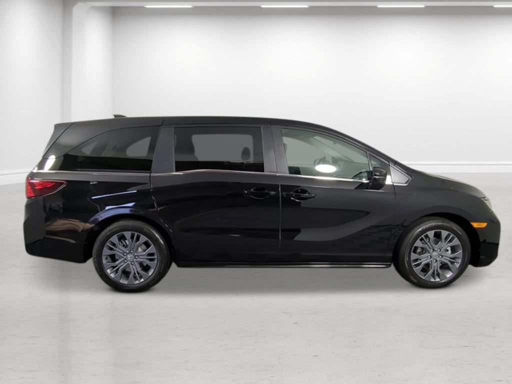 2026 Honda Odyssey Touring - Photo 6