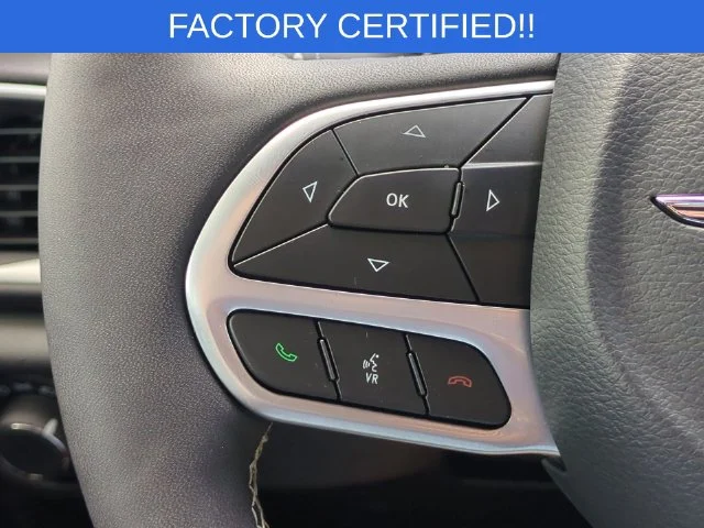 Used 2025 Black Chrysler LX image 19
