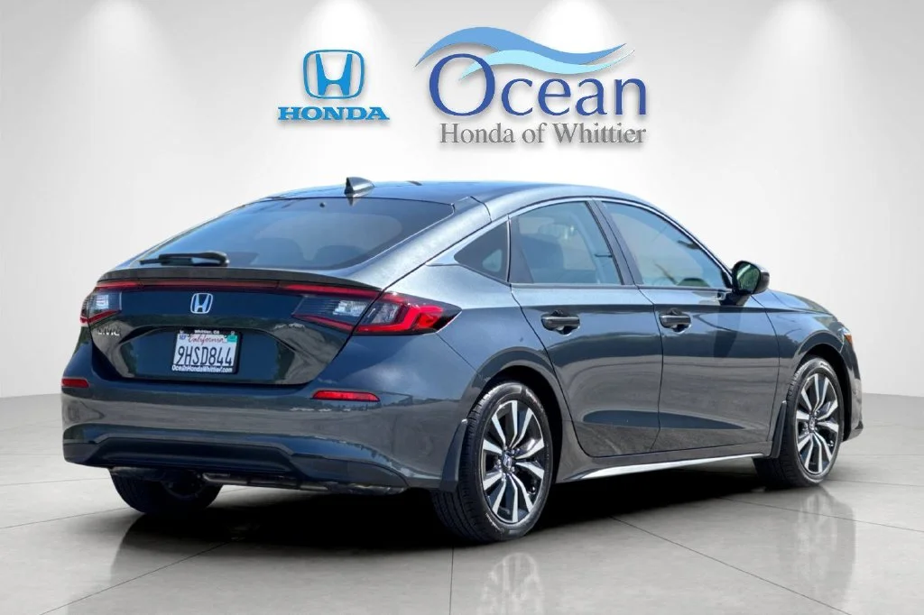 Certified Used 2024 Meteorite Gray Metallic Honda EX-L image 4