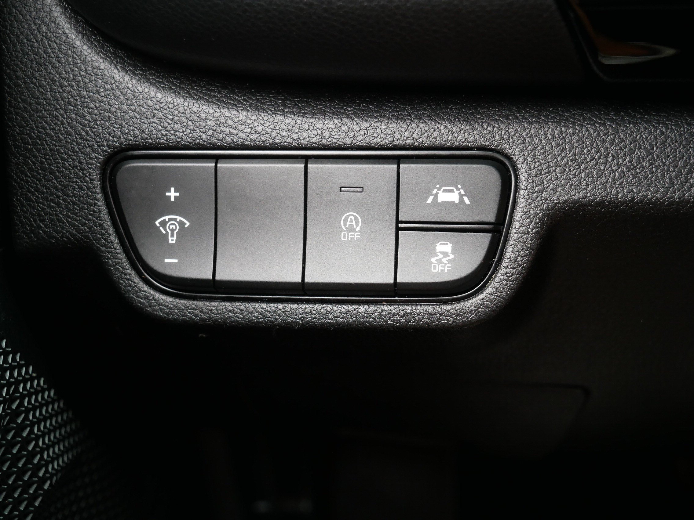 Used 2023 Snow White Pearl Kia EX image 26