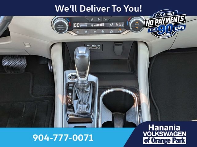 Used 2022 Black Nissan 2.5 SL image 20