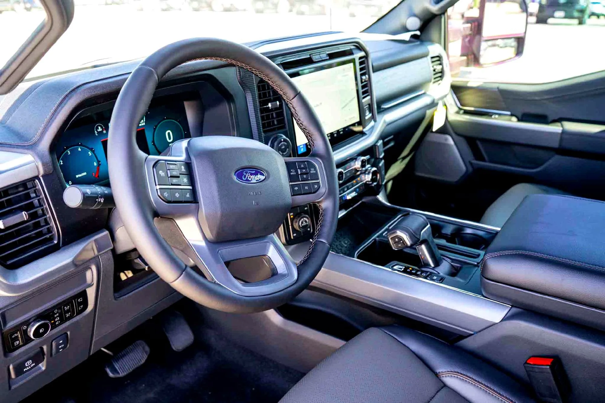 2025 Ford F-150 Lariat - Photo 10