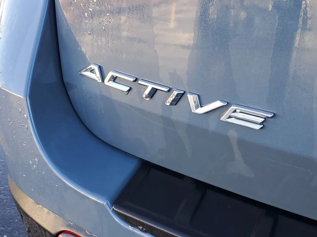 Used 2026 Vapor Blue Metallic Ford Active image 30