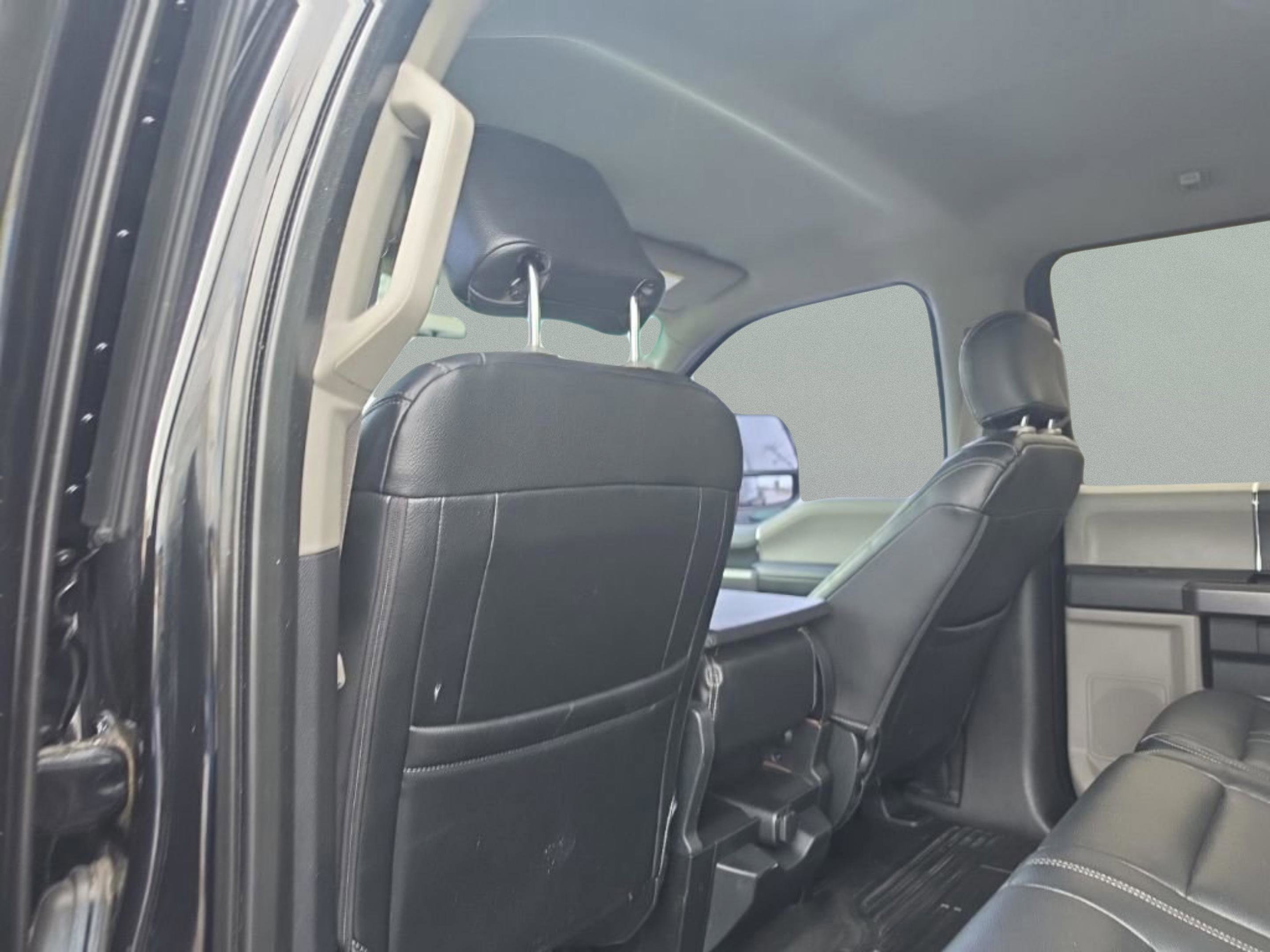 Used 2019 Black Ford XLT image 25