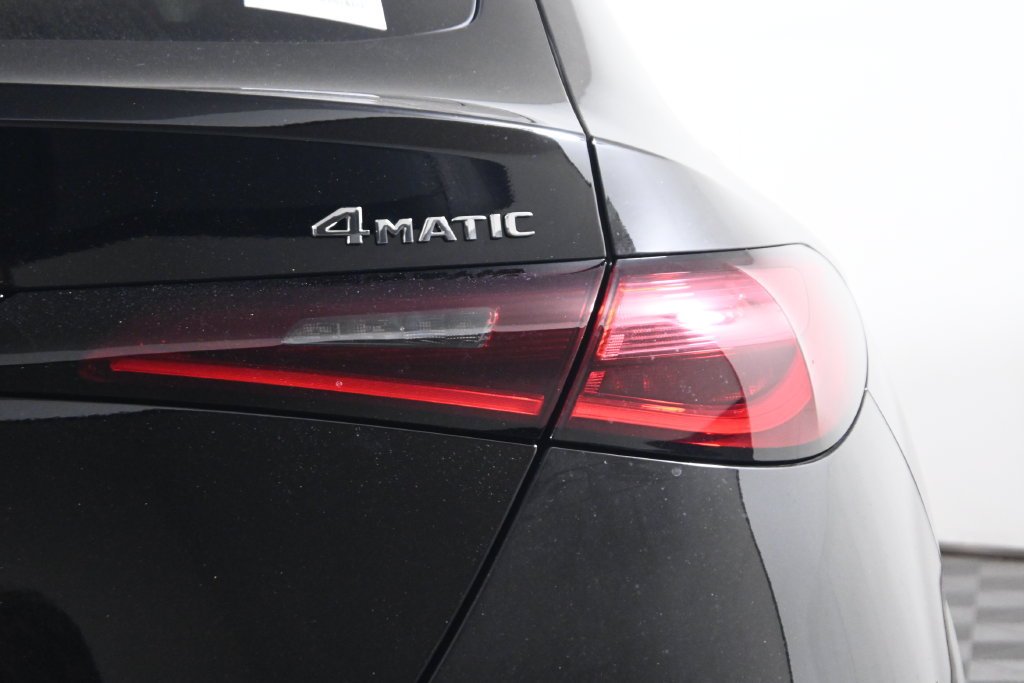New 2027 Black Mercedes-Benz GLC 300 Coupe image 49