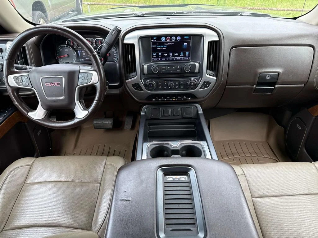 Used 2017 Gray GMC SLT image 27