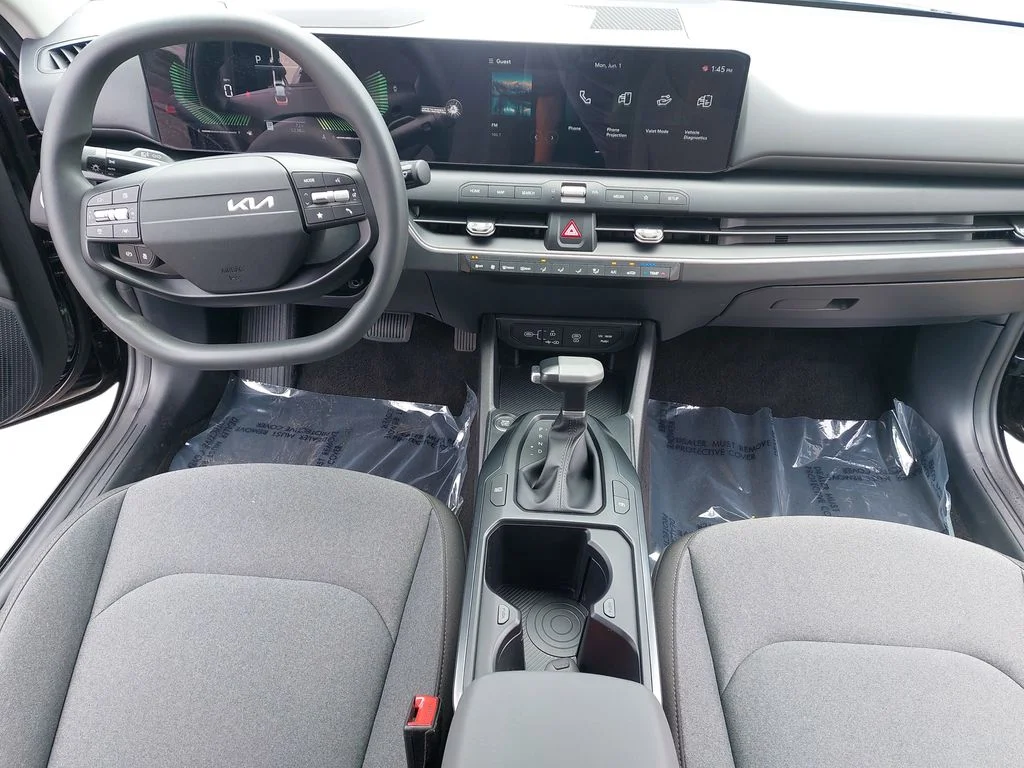Used 2025 Black Kia LX image 9