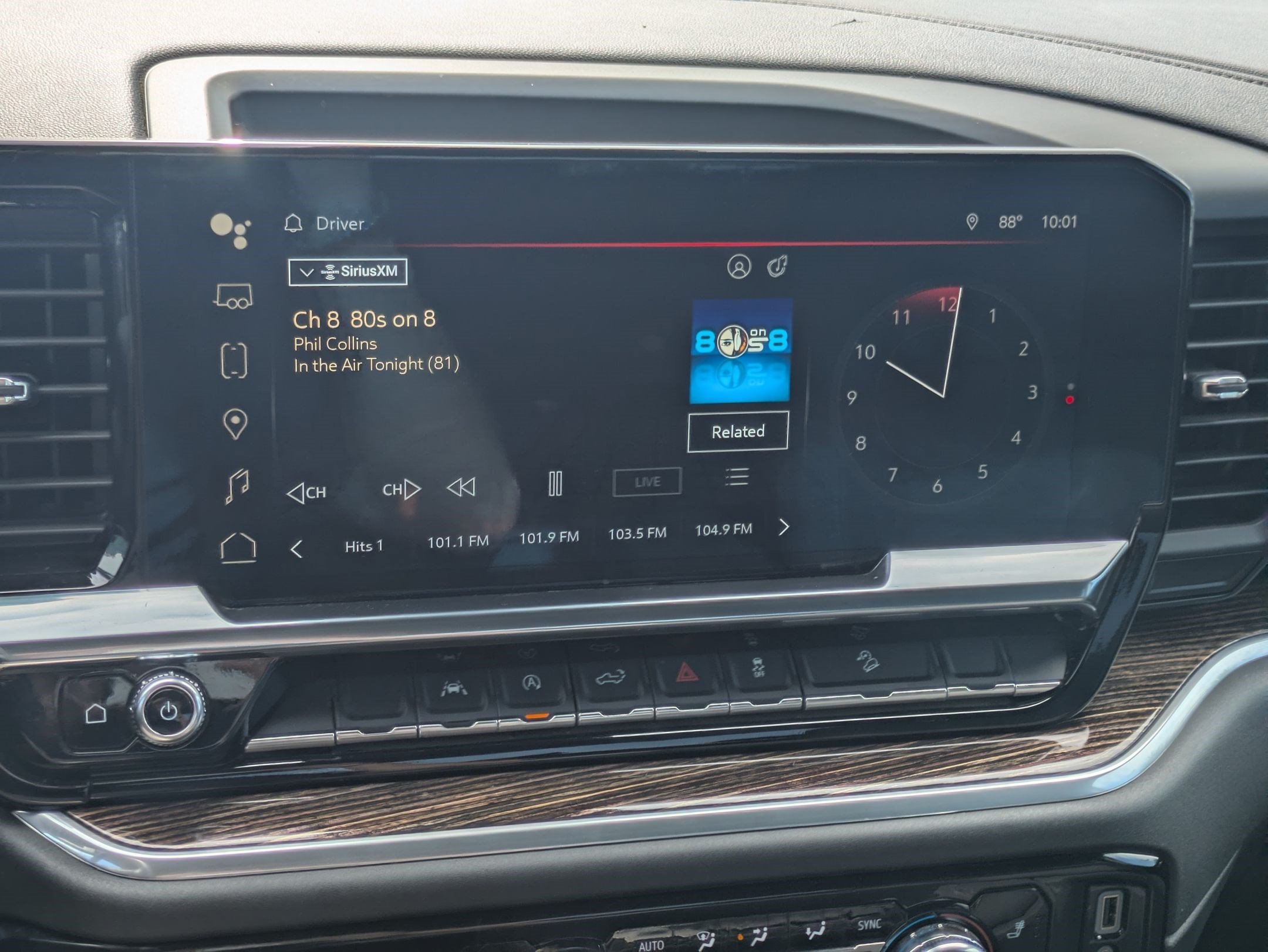 Used 2024 Summit White GMC SLE image 23