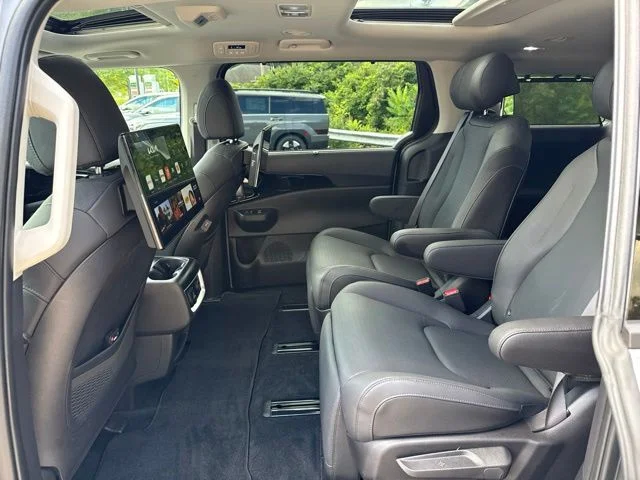 Certified Used 2026 White Kia SX Prestige image 20