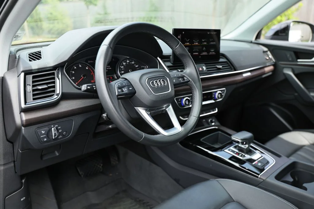 Used 2023 Mythos Black Metallic Audi 40 Premium image 18