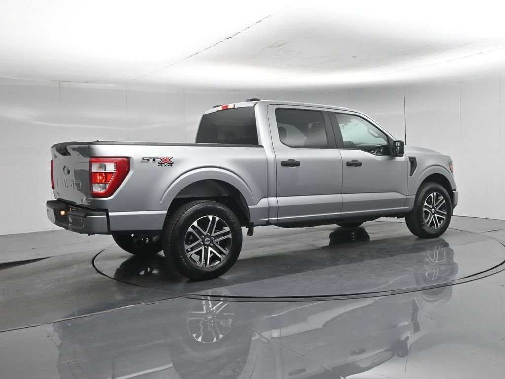 Used 2023 Silver Ford XL image 26