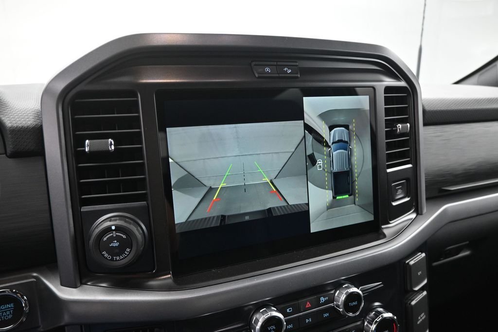 New 2026 Oxford White Ford XLT image 15