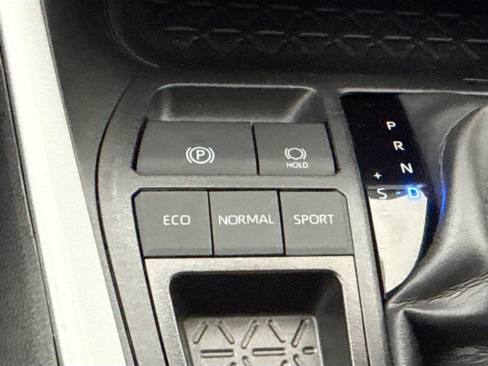 Certified Used 2025 Ice Cap Toyota XLE image 27