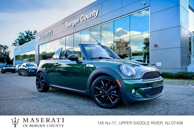 Used 2012 GREEN MINI S image 1