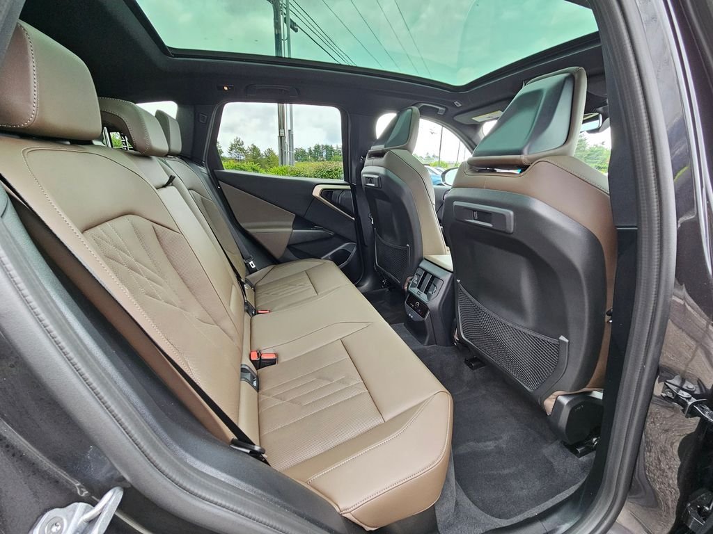 Used 2025 Dark Graphite Metallic BMW 30 xDrive image 18