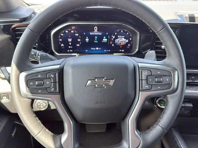 New 2026 Summit White Chevrolet RST image 39