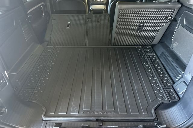 New 2026 Borasco Grey Land Rover X-Dynamic SE image 14