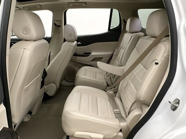 2023 GMC Acadia Denali - Photo 11