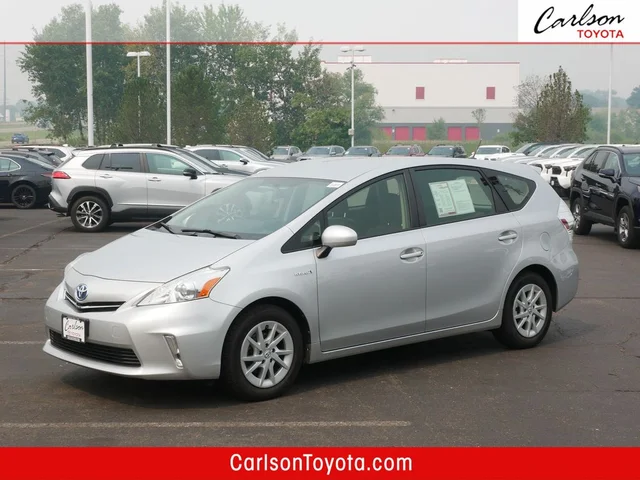 2014 Toyota Prius v Three