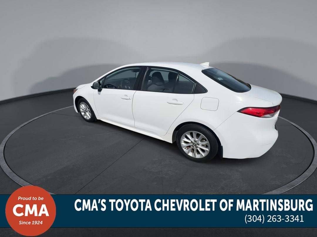 Used 2020 Super White TOYOTA LE image 6