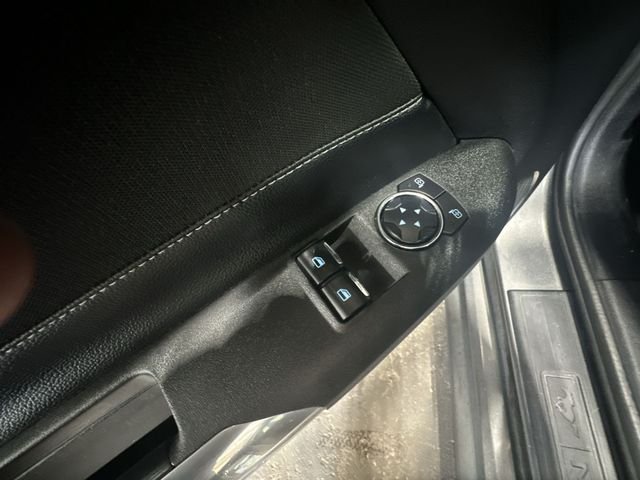 Used 2017 Magnetic Ford GT image 19