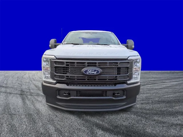 New 2027 White Ford XL image 9