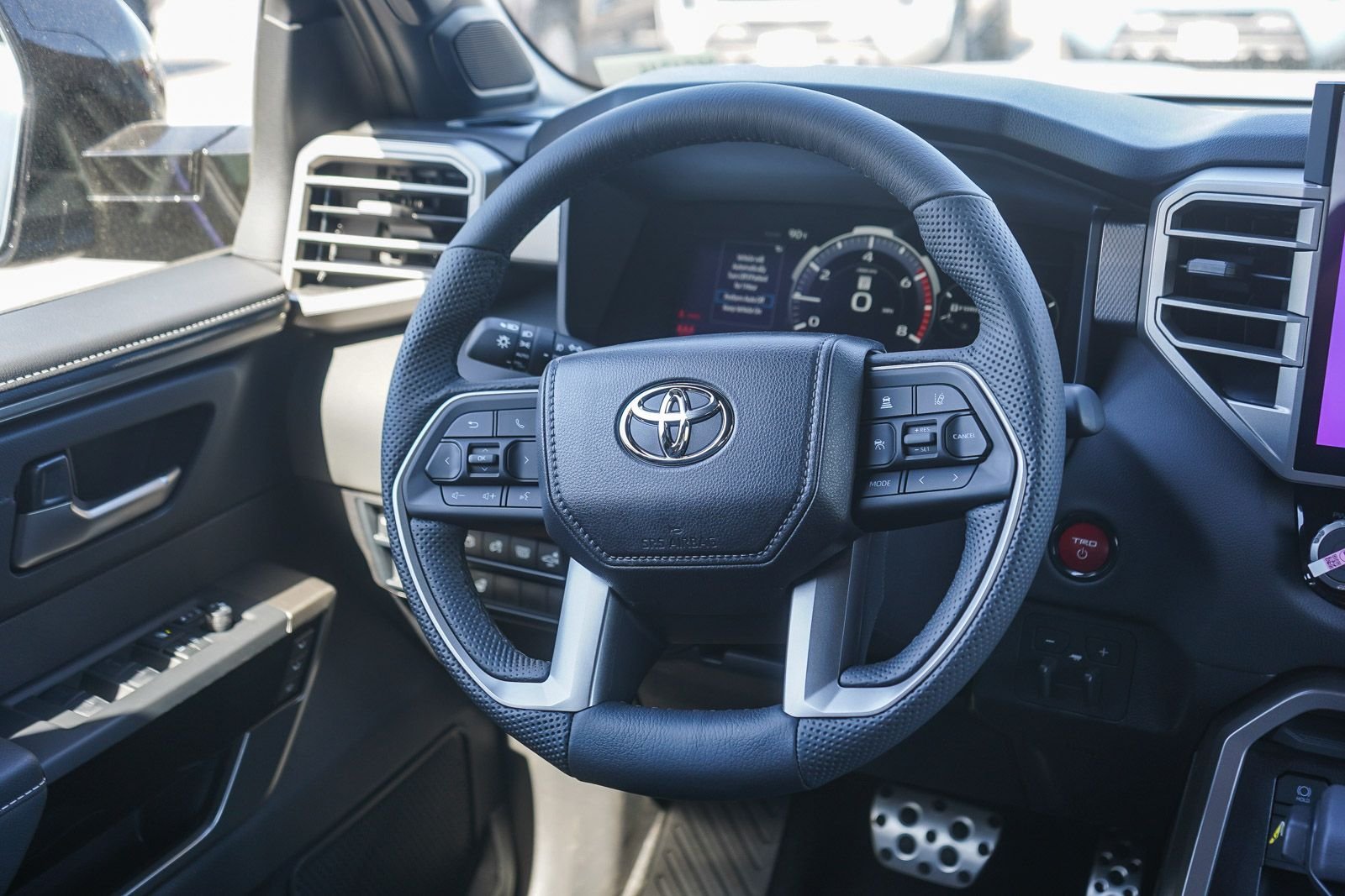2026 Toyota Tundra Limited - Photo 15