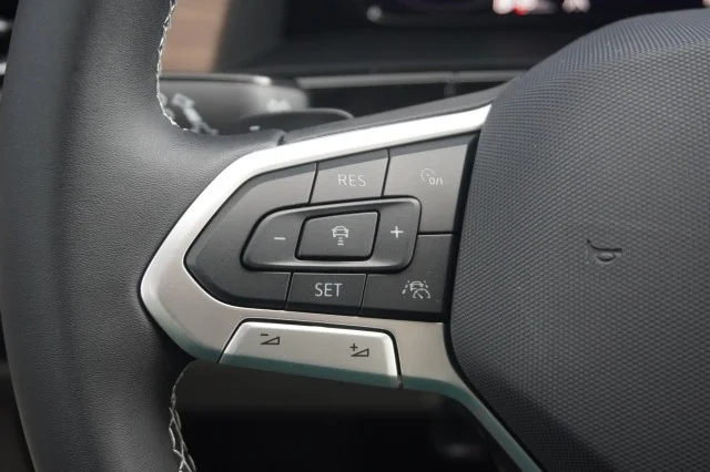 New 2026 Pure Gray Volkswagen 2.0T SE w/Technology image 24