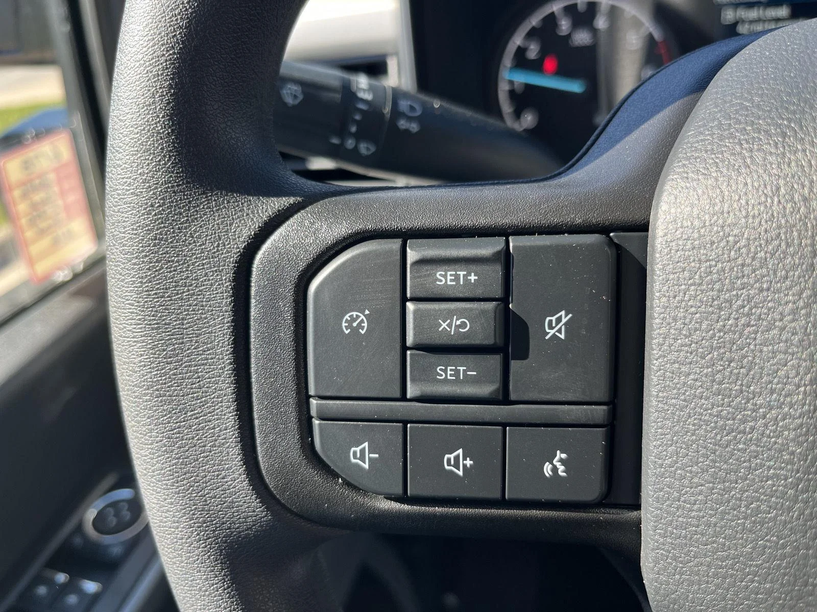 2026 Ford F-350 Super Duty XL - Photo 15