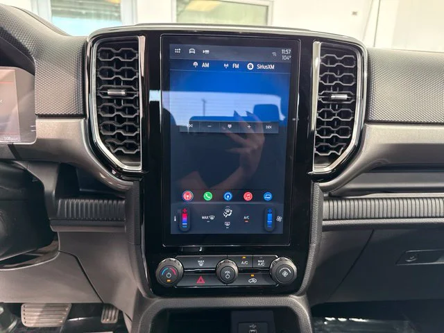 Used 2025 White Ford XLT image 19